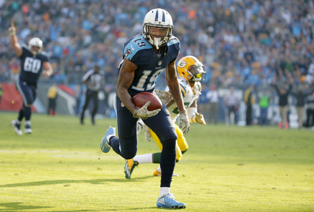 Tajae Sharpe #19 of the Tennessee Titans runs for a touchdown a touchdown during the game against the Green Bay Packers at Nissan Stadium on November 13, 2016 in Nashville, Tennessee.