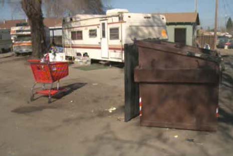 Several Residents Still Living At Trashy Manteca Mobile Home Park ...
