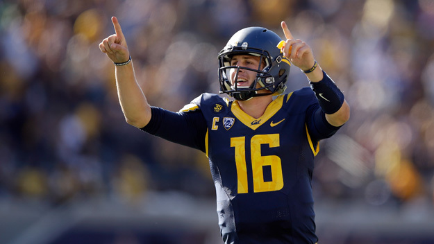 BERKELEY, CA - SEPTEMBER 27: Jared Goff #16 of the California Golden Bears reacts after throwing a touchdown pass during their game against the Colorado Buffaloes at California Memorial Stadium on September 27, 2014 in Berkeley, California. (Photo by Ezra Shaw/Getty Images)