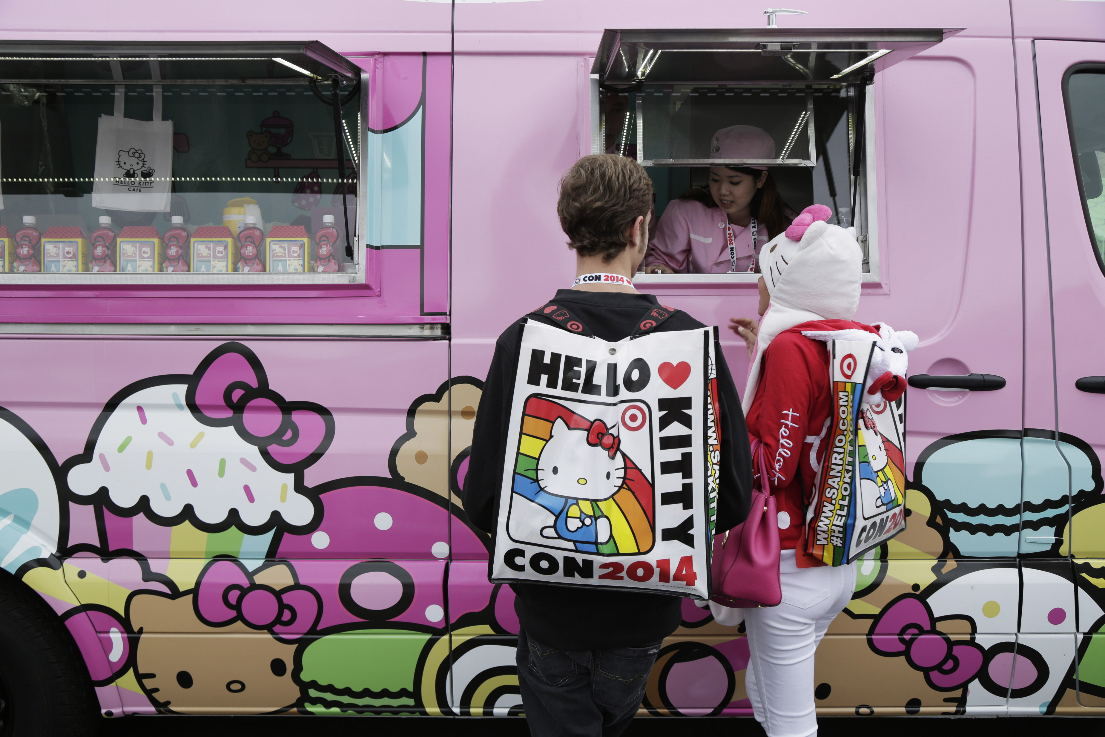 Hello Kitty Cafe Truck Set To Visit Weberstown Mall In ...
