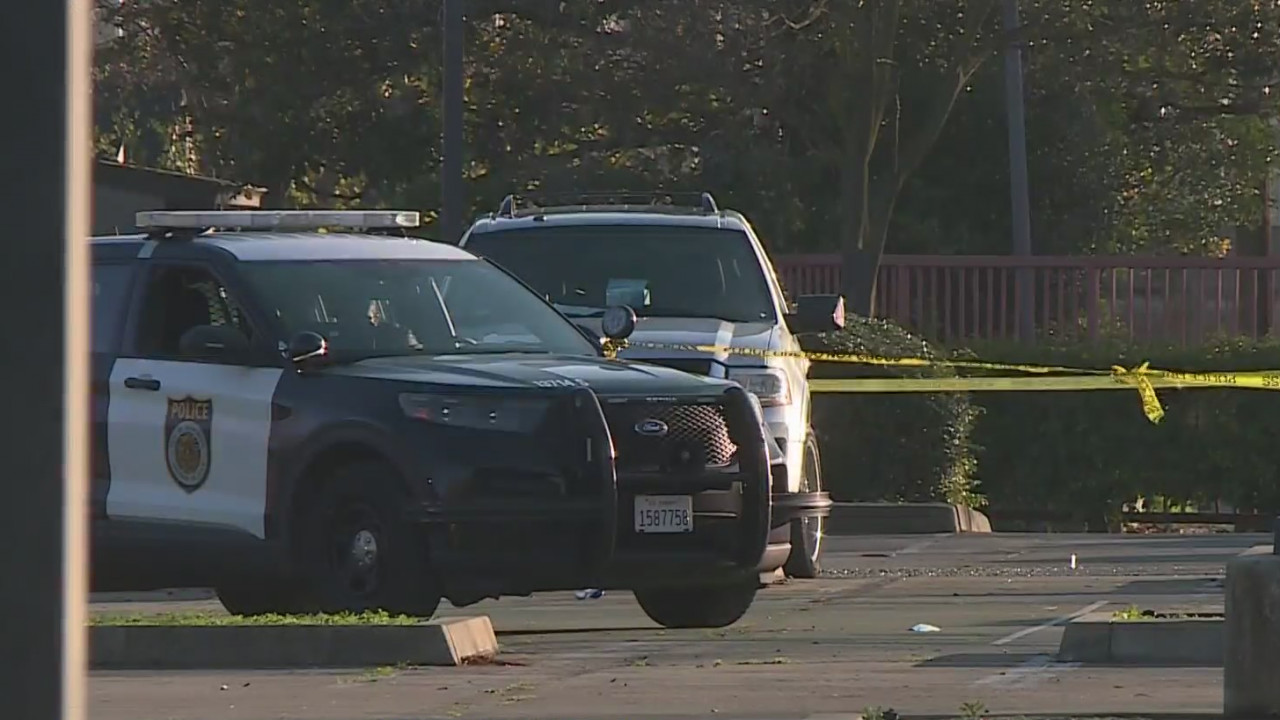 Witnesses Describe Shooting Outside Massive Funeral Service In Oak Park